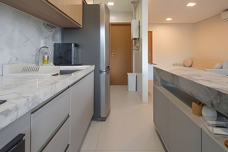 Apto 03 Quartos Pé na Areia com Piscina Privativa