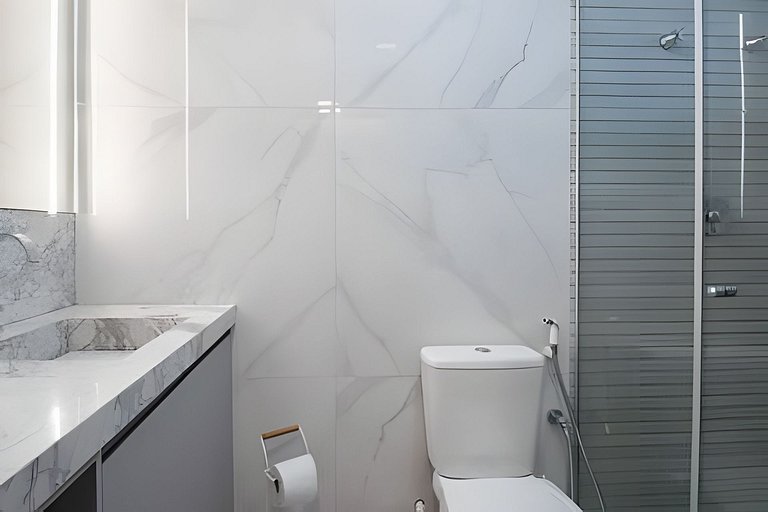 Apto 03 Quartos Pé na Areia com Piscina Privativa