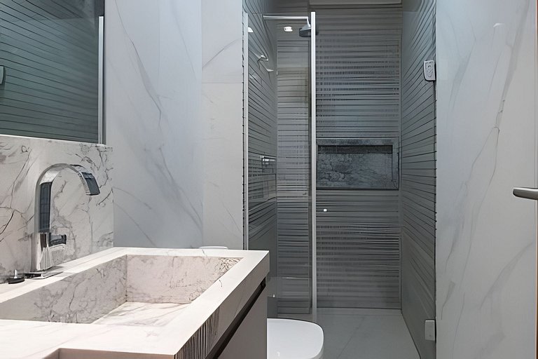 Apto 03 Quartos Pé na Areia com Piscina Privativa