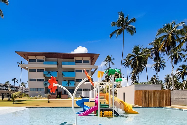 Apto Pé na Areia em Resort com Piscina Privativa