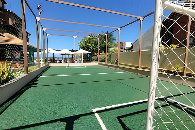 Apartamento frente a la playa en un condominio con