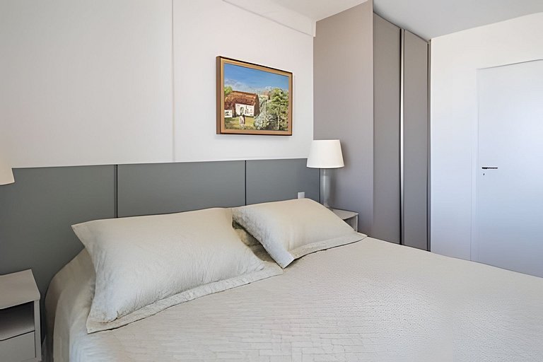 Apartment with View 3 minutes from the beach