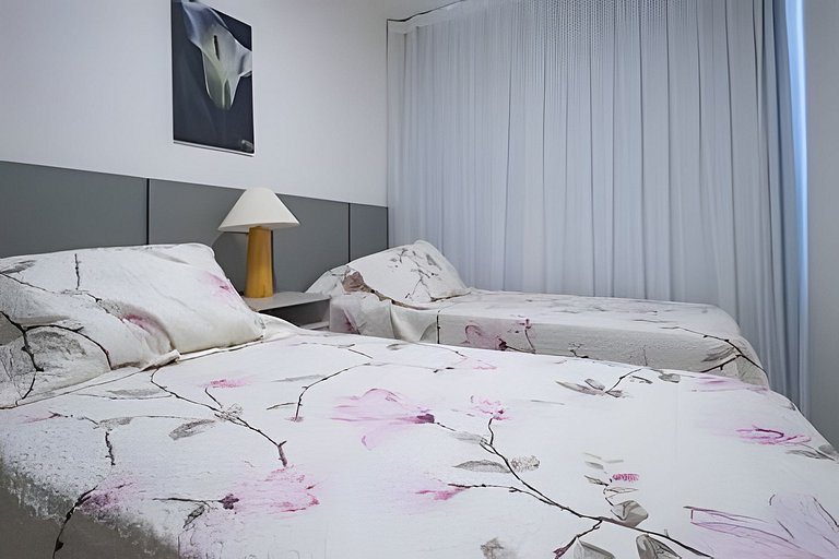 Apartamento com Vista 3min da praia