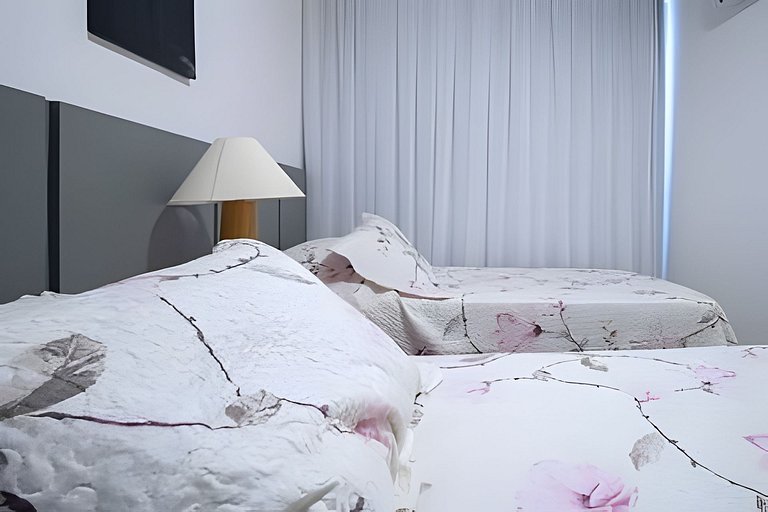 Apartamento com Vista 3min da praia